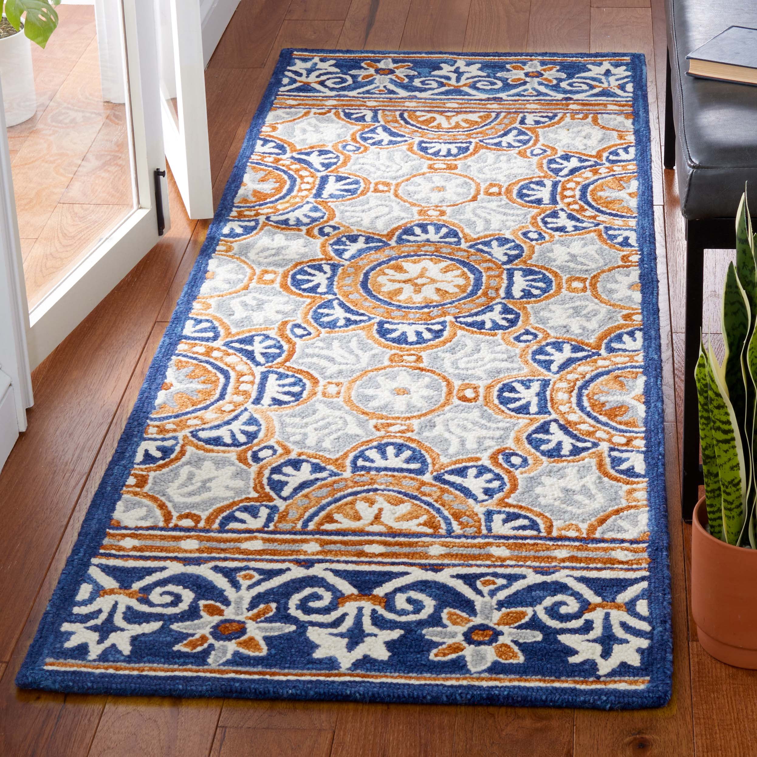 SAFAVIEH Micro-Loop Kingston Medallion Runner Rug, Brown/Blue, 2'3" x 7'