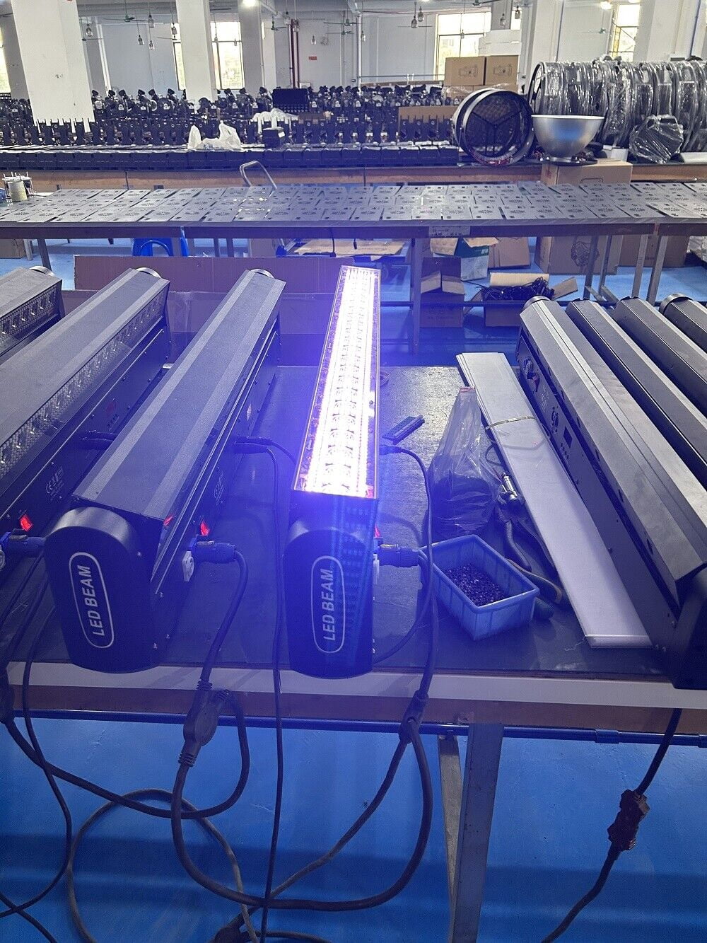 New Moving Head Beam RGB Strobe Light LED, Disco Stage Lighting Flash Light Bar