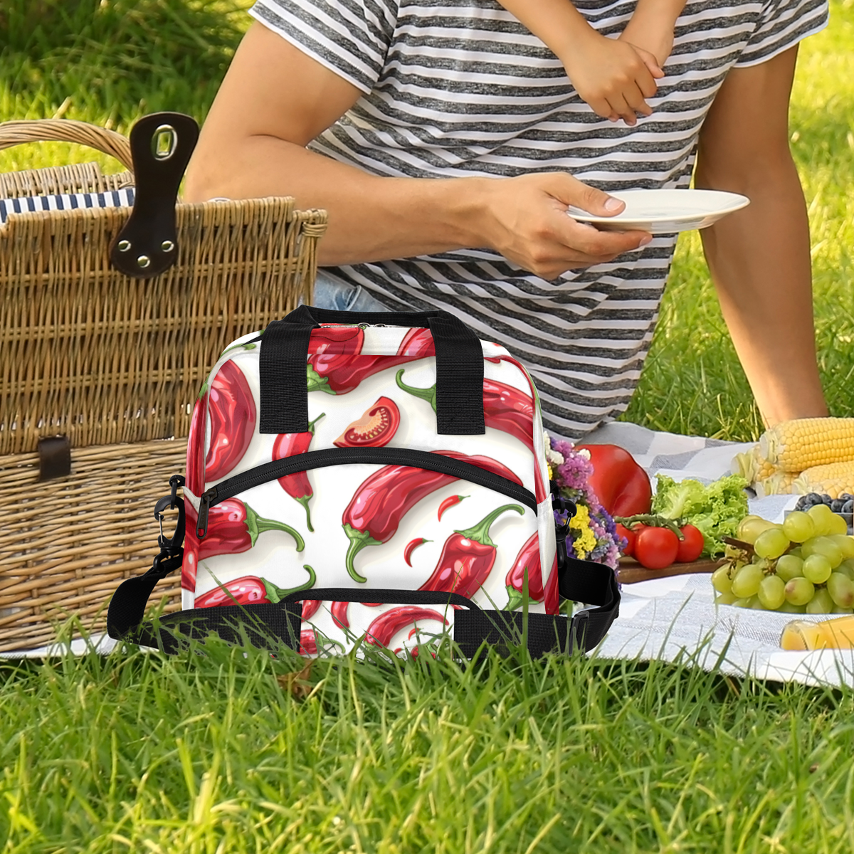 Herdesigns Chili Pepper Insulated Lunch Bag for Women Men Adults Large Reusable Lunch Box Red Chili Leakproof Cooler Tote Bags with Adjustable Shoulder Strap