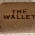 thumbnail image 4 of Bolso de mano tipo billetera con alfabeto de tres líneas, bolso de mujer moderno y versátil, monedero europeo y americano, nueva billetera con alfabeto, 4 of 4
