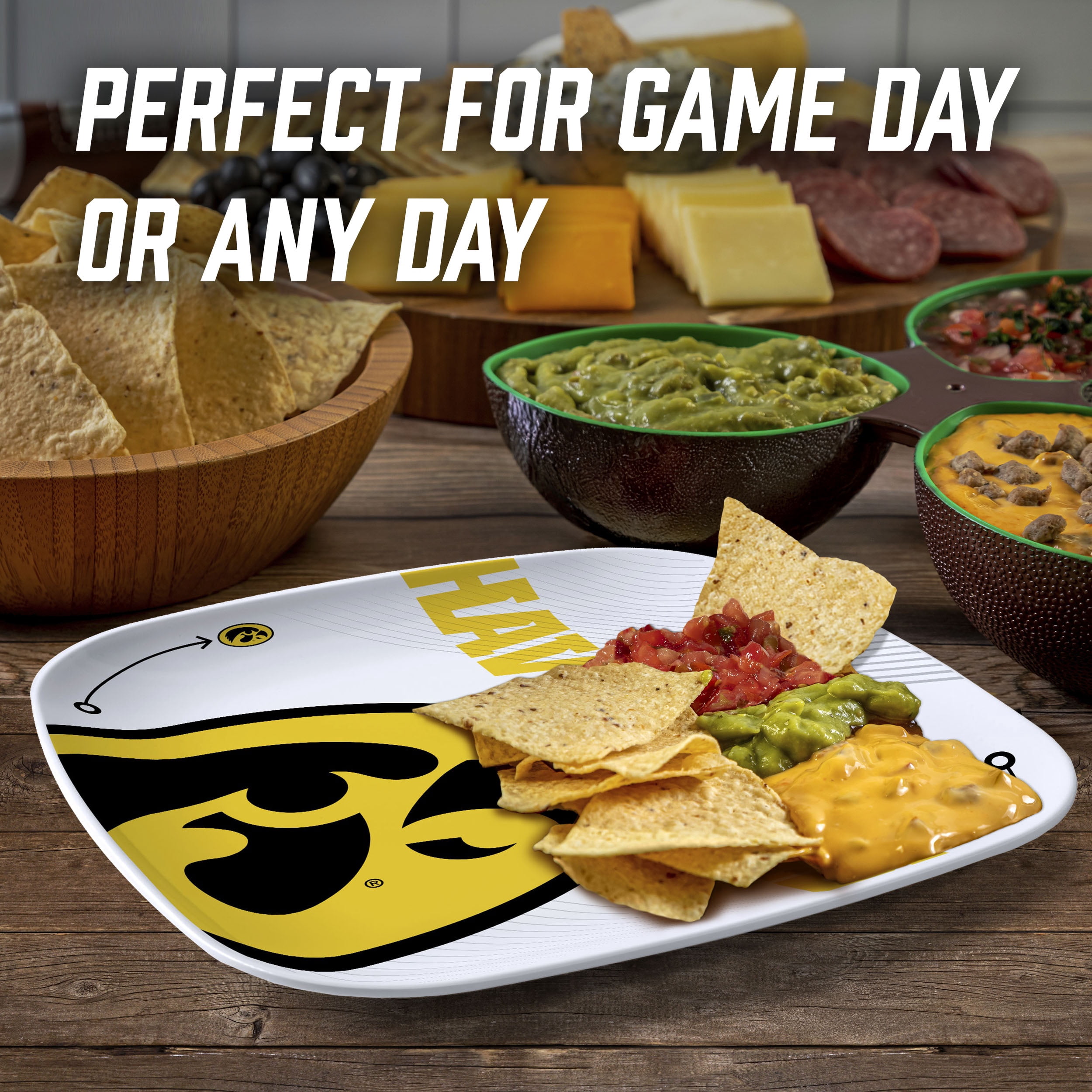 YouTheFan NCAA Iowa Hawkeyes Large Party Plate