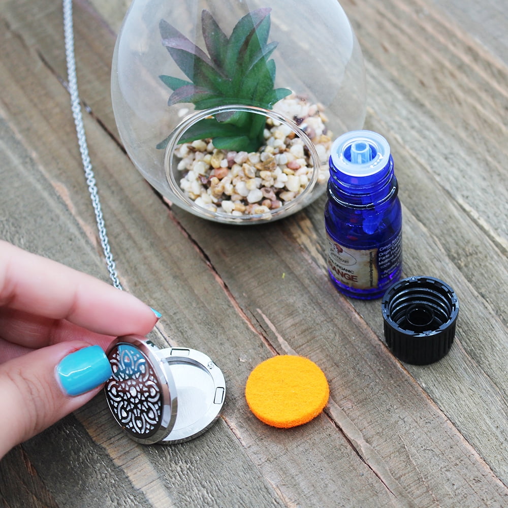 Anavia Fantasy Flower Aromatherapy Jewelry Essential Oil Necklace with Gift Box
