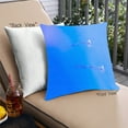thumbnail image 1 of Ahgly Company Color Focus Blue Coussin Décoratif d'Extérieur, 18 Po X 18 Po, 1 of 6