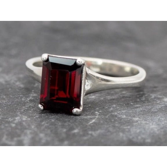 Garnet Ring, January Birthstone, Natural Garnet Rectangle Ring, Silver Ring, Solitaire Engagement Ring, Red Solitaire Ring, Engagement Ring