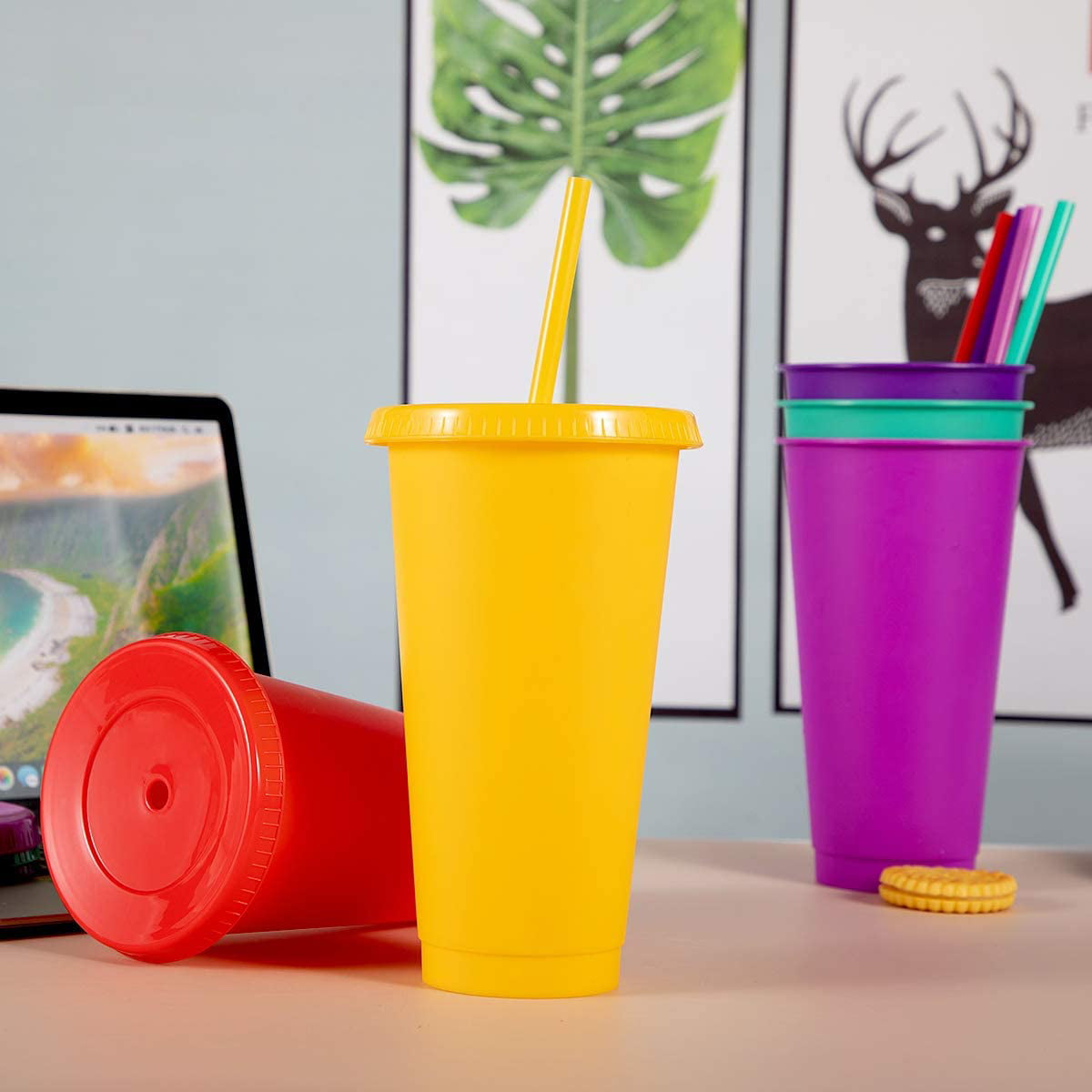  Reusable Plastic Cups with Lids Straws: 12Pcs 16oz Colorful  Bulk Party Cups/BPA-Free Dishwasher-Safe Cold Drink Travel Tumblers for  Iced Beverage Water Smoothie Coffee for Adults Kids (M-16 oz) : Home 
