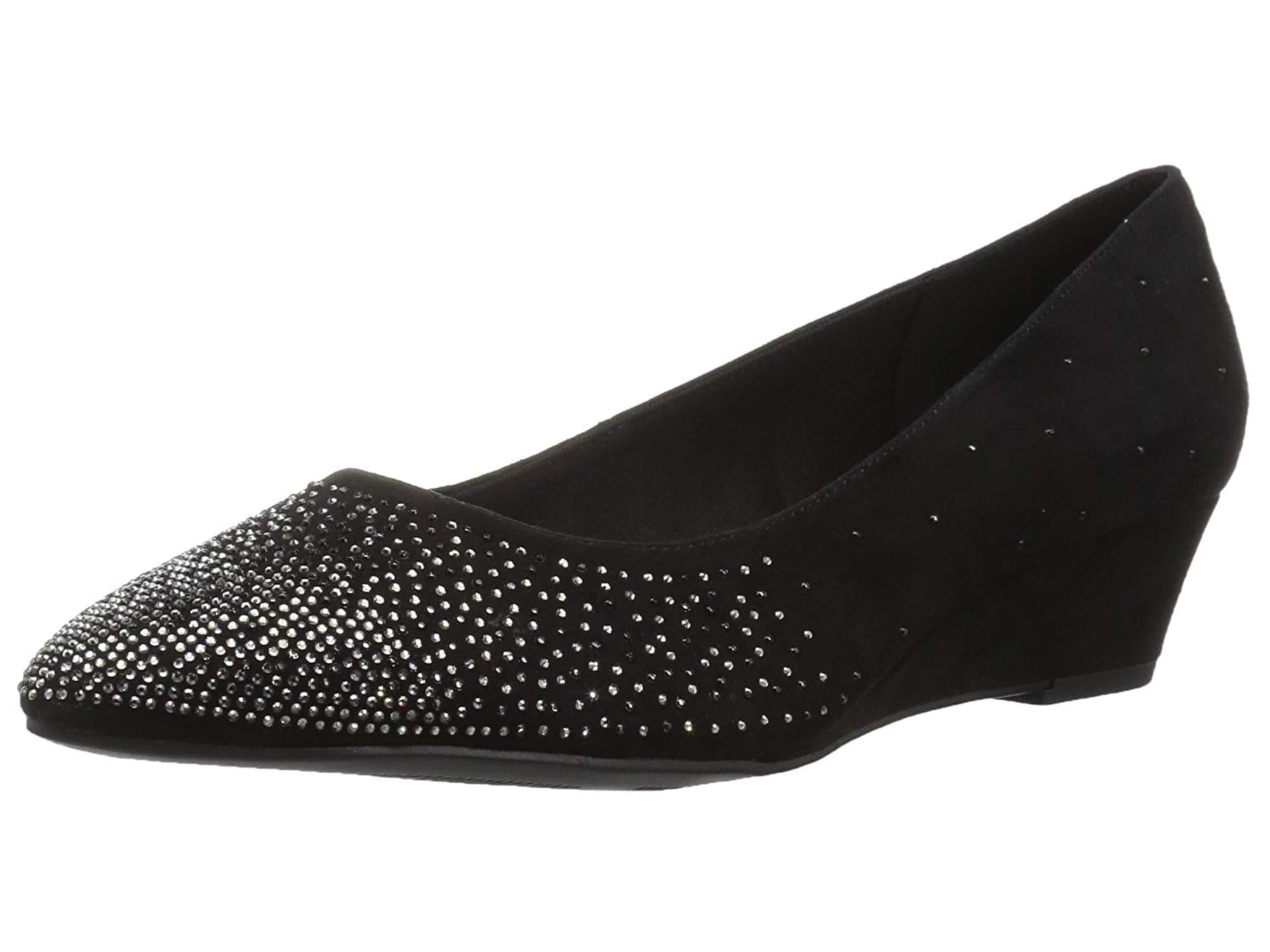 anne klein active pumps
