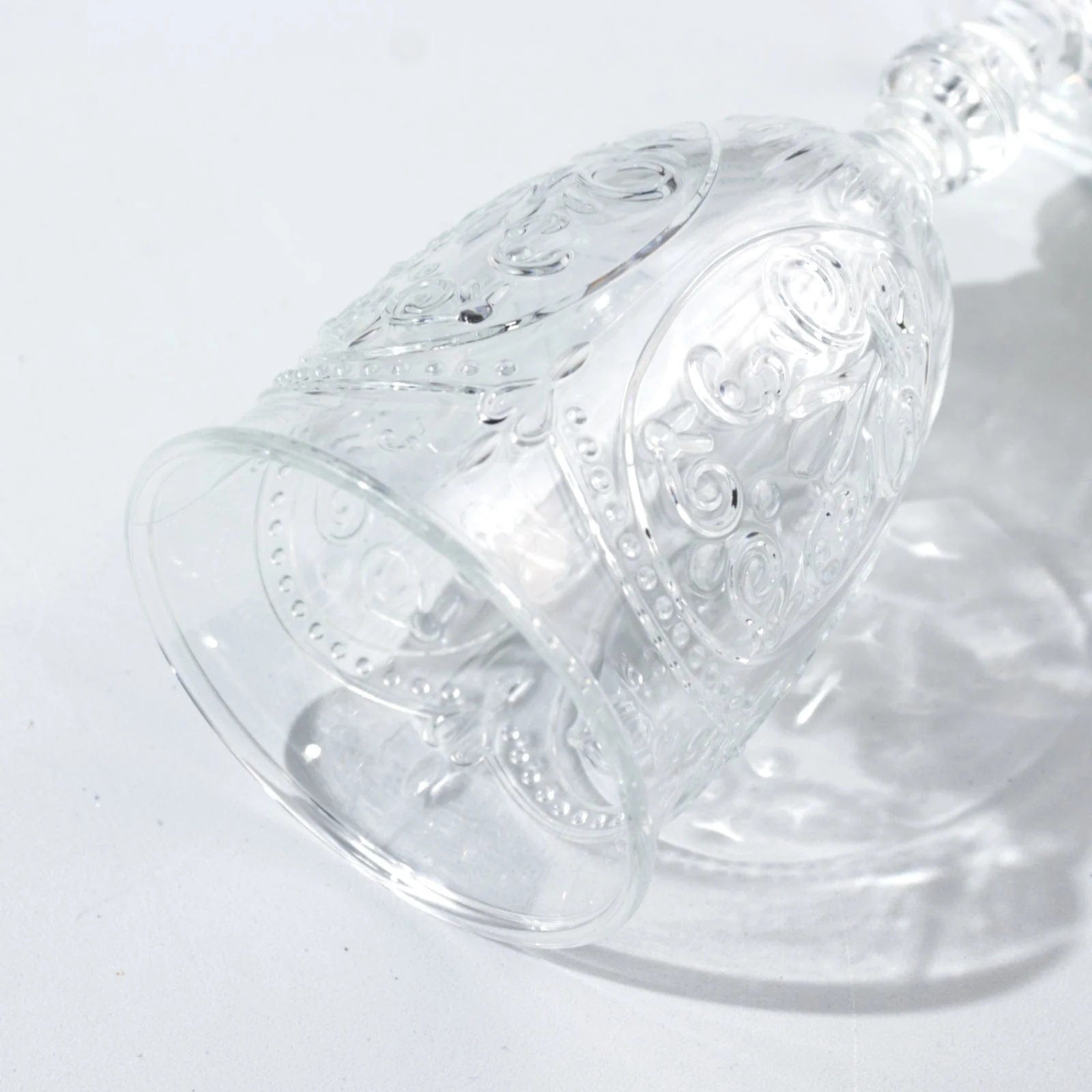 Balsa Circle 24 Clear 10 oz Transparent Plastic Wine Glasses Retro Embossed Style Wedding Party Tableware Event Decoration Supplies