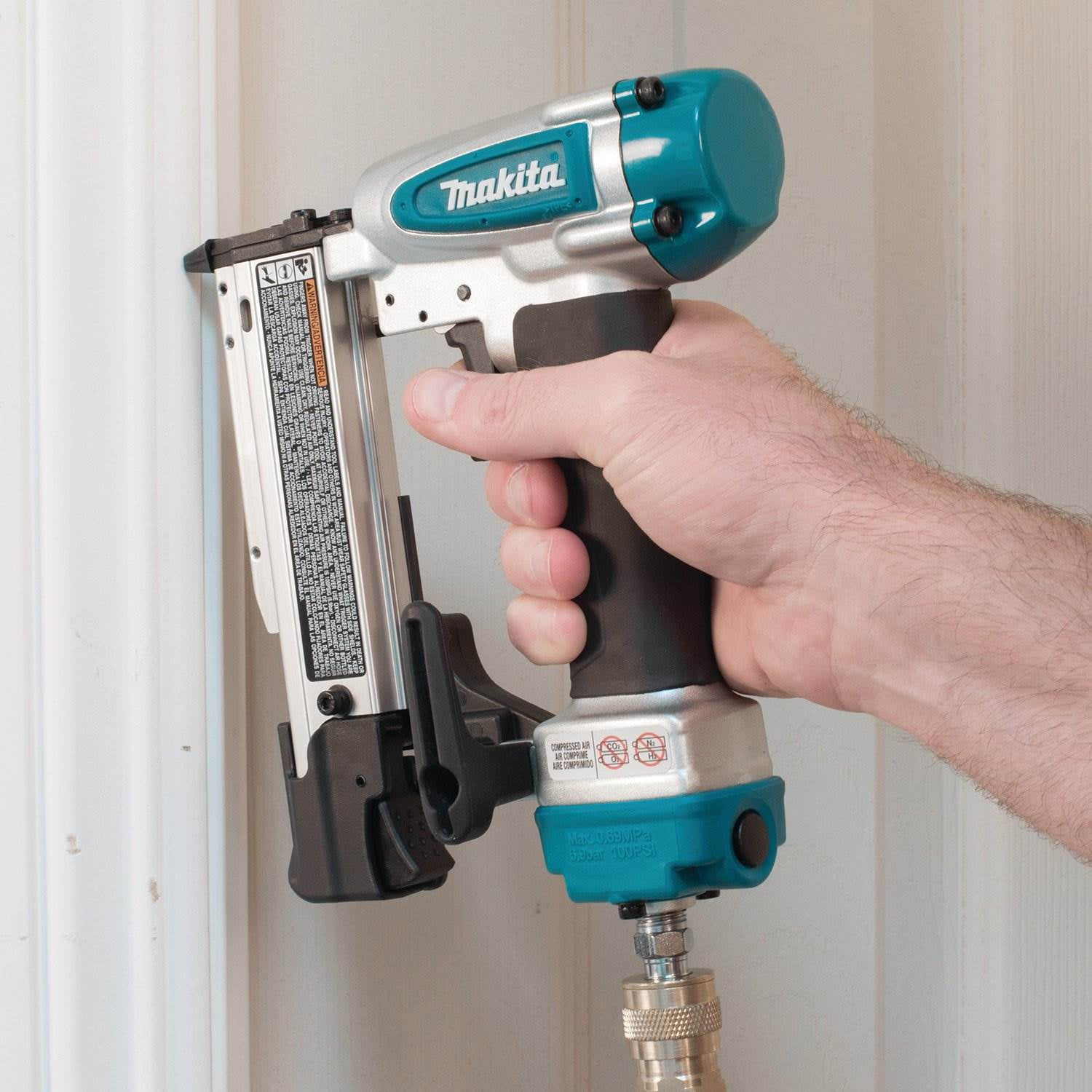 Makita 23-Gauge 1-3/8