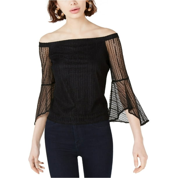 Blusa con encaje en hombros new arrivals