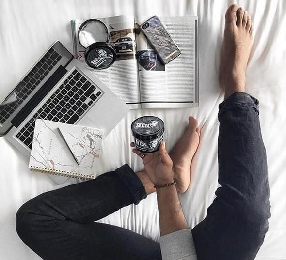 dippity-do MEN Crème coiffante Nourrissante et fortifiante pour cheveux épais et bouclés, enrichie d’ingrédients naturels comme l’huile de coco, l’aloès, afin de garder le contrôle sur l’humidité et m 180g