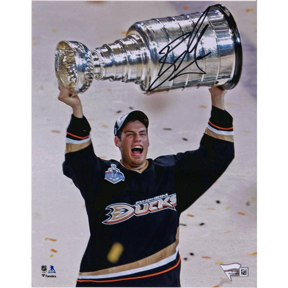 Ryan Getzlaf Anaheim Ducks Autographed 8" x 10" Raising Cup Photograph - Fanatics Authentic Certified