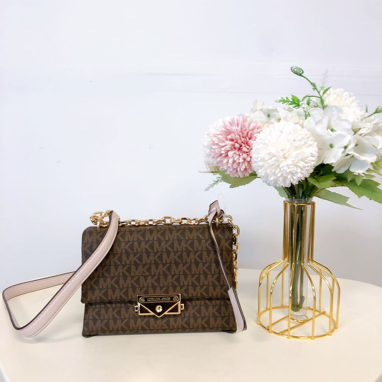 Michael Kors Womens Mercer Extra-Small Pebbled Leather