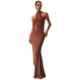 thumbnail image 2 of Vestido de Verano para Mujer, Elegante, Sin Mangas, con Cuello Halter y Ajustado. Color Café S, 2 of 10