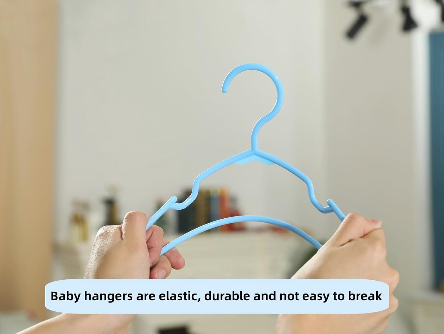 100 pcs Baby Nursery Closet Hangers,Non-Slip Laundry Infant Pant Hanger for Newborn Clothes,Ultra-Thin Child Coat Hanger for Girl Boy Toddler Kids