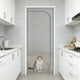 thumbnail image 1 of Cortina de puerta con cremallera para gatos y perros – Diseño plegable de malla antimosquitos, no requiere perforación, barrera para mascotas para puertas, a prueba de insectos y ventilación, 1 of 6
