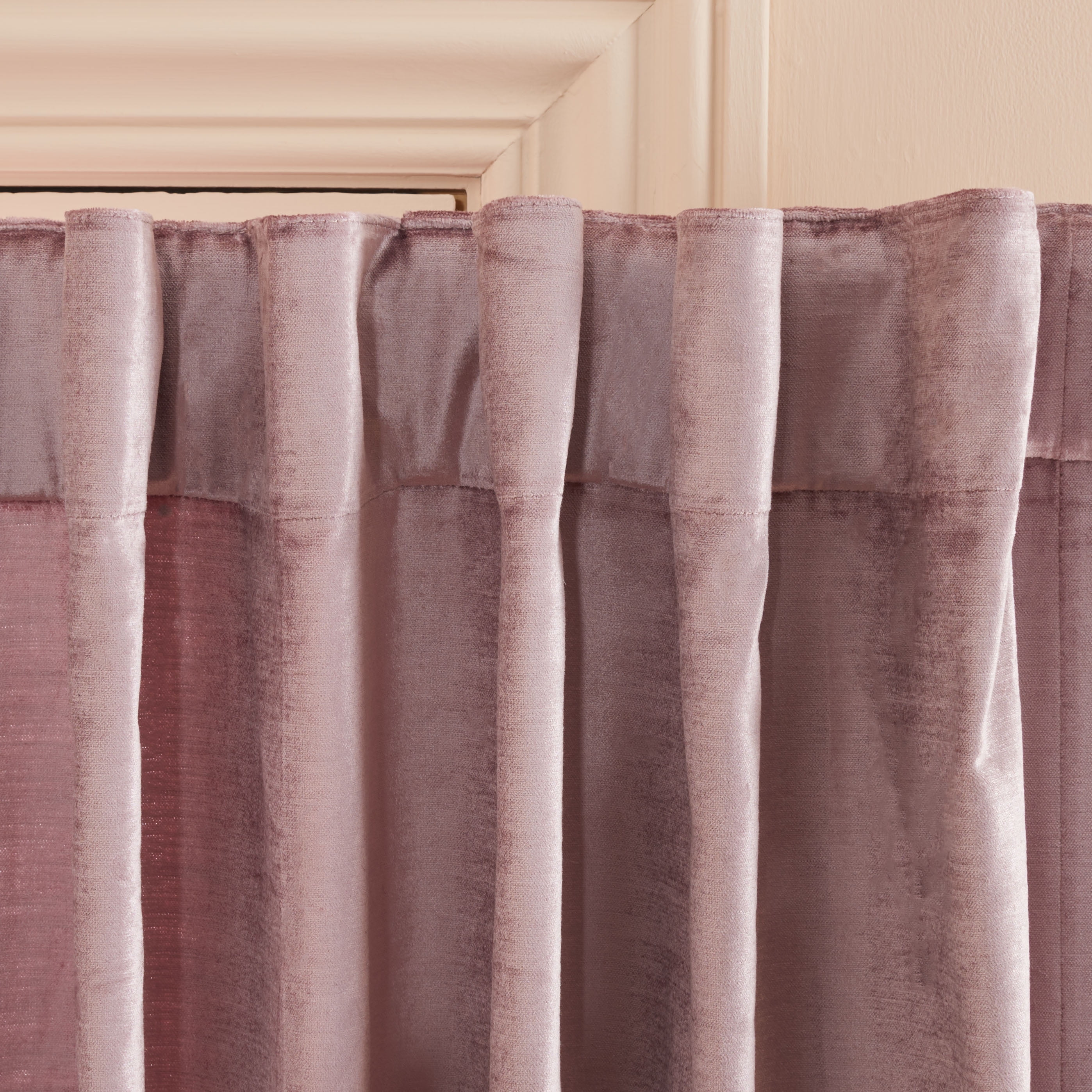 SAFAVIEH Rosedale Glam Light Pink Solid Tab Top Blackout Curtains, 52" x 84"