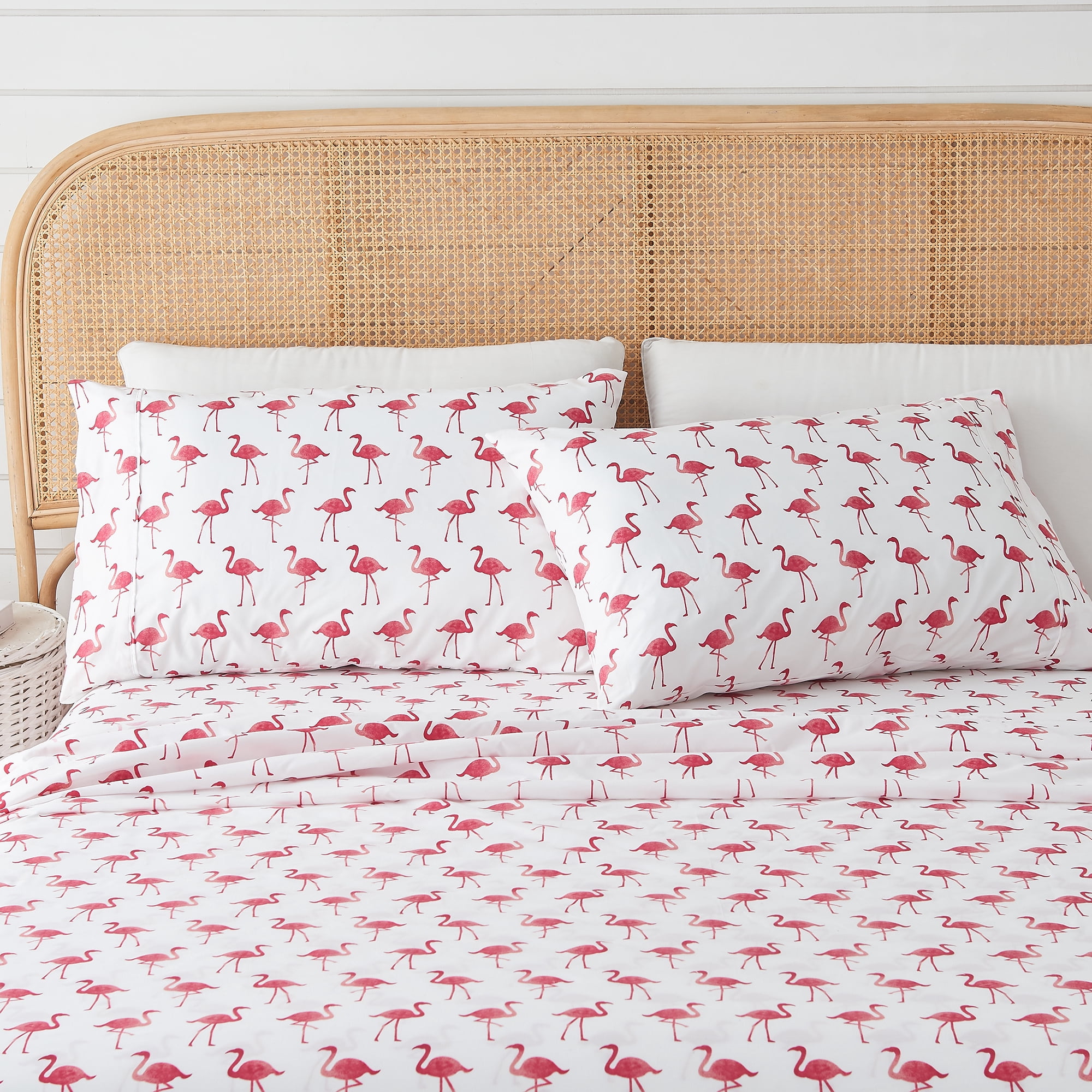 Great Bay Home Coastal Inspired Microfiber Sheet Set (Full Flamingo)