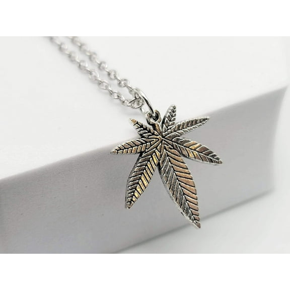 Stainless Steel Weed Necklace - Marihuana Necklace - Silver Necklace,