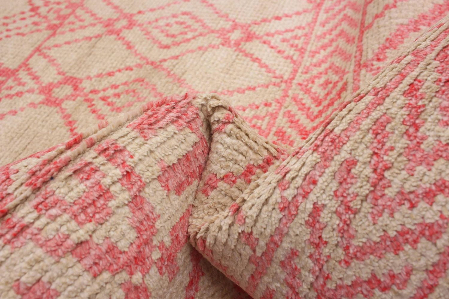 ECARPETGALLERY 4'10" x 7'9" Geometric La Seda Hand-knotted Area Rug for Living Room, Dining Room and Bedroom in Ivory