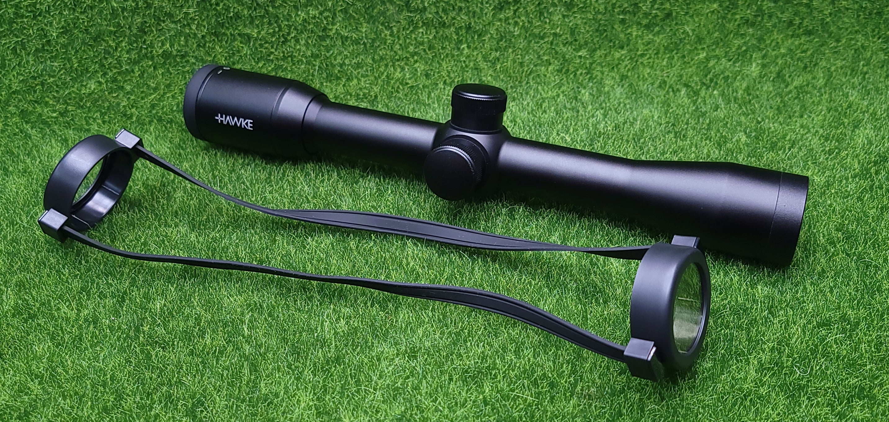 Hawke Vantage 4x32 Mil Dot Reticle Riflescope, Black, 1" Tube, 1/4 MOA - 14101