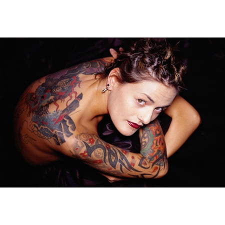 Hot Sexy Tattooed Brunette Woman Crouching Photo Photograph Cool Wall Art Print Poster 18x12