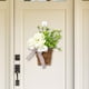 thumbnail image 2 of Cesta de flores para puerta principal, colgador de puerta de crema, decoraciones de primavera, corona de primavera y verano, 2 of 5