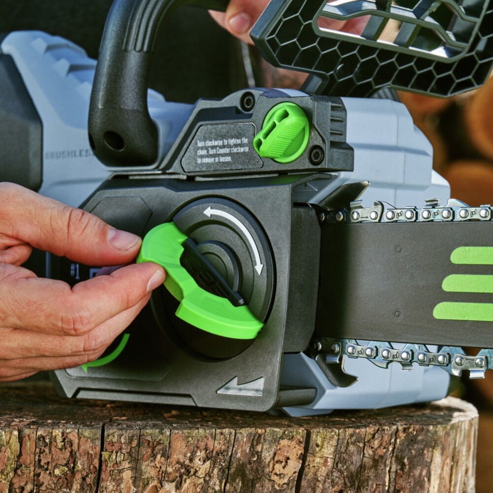 EGO POWER+ 16” 40cc Battery Powered Chainsaw 220 Cuts 4x4, 56V 4 Ah Battery