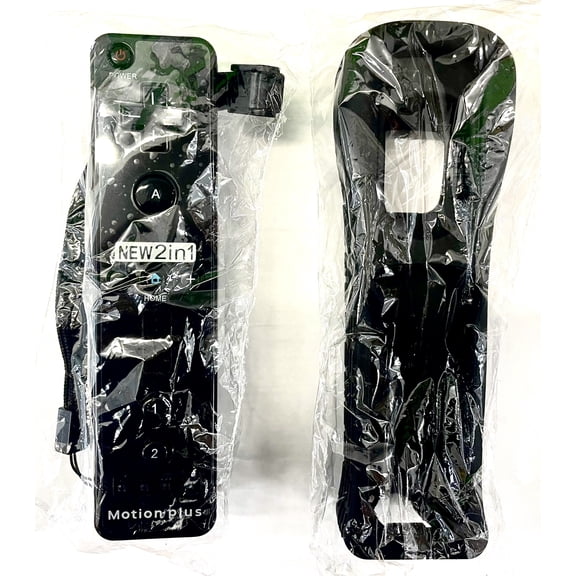 Pre-Owned Built in Motion Plus Wireless Remote Nunchuck Controller For Nintendo Wii /Wii U