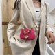 thumbnail image 2 of Diseñador Mujer Cadena PU Cuero Crossbody Bolso Mini Flap Bolso (Rosa Roja) Likrtyny Para estrenar, 2 of 9
