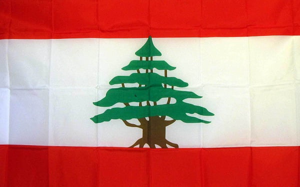 golden spear top Lebanese Desk Flag 15 x 10 cm AZ FLAG Lebanon Table Flag 4 x 6