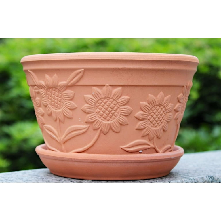 Set of 2 Raised Sunflower Embellished Natural Terracotta Garden Pot with Tray Set of 2 Raised Sunflower Embellished Natural Terracotta Garden Pot with Tray