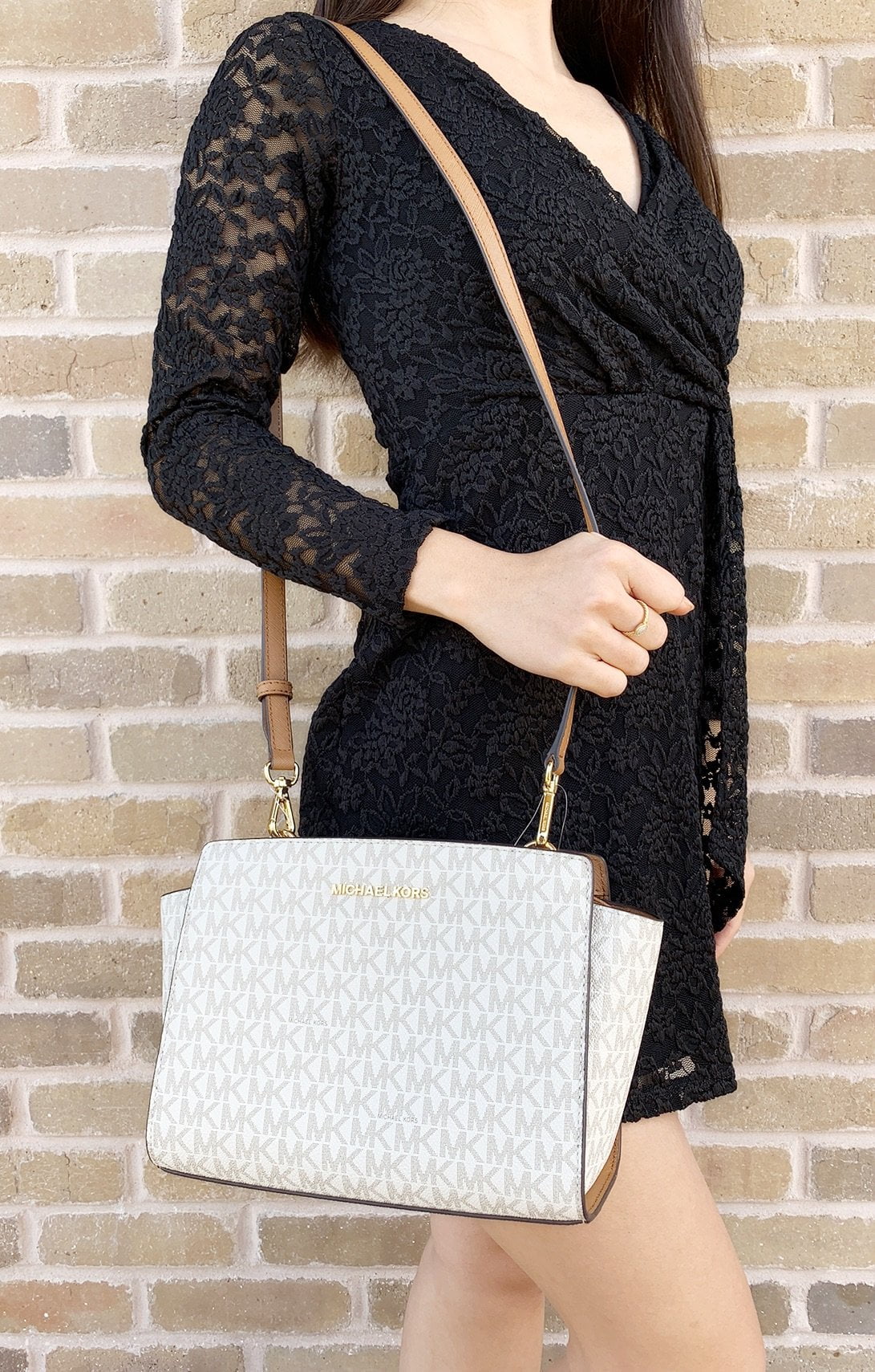 michael kors selma medium crossbody bag
