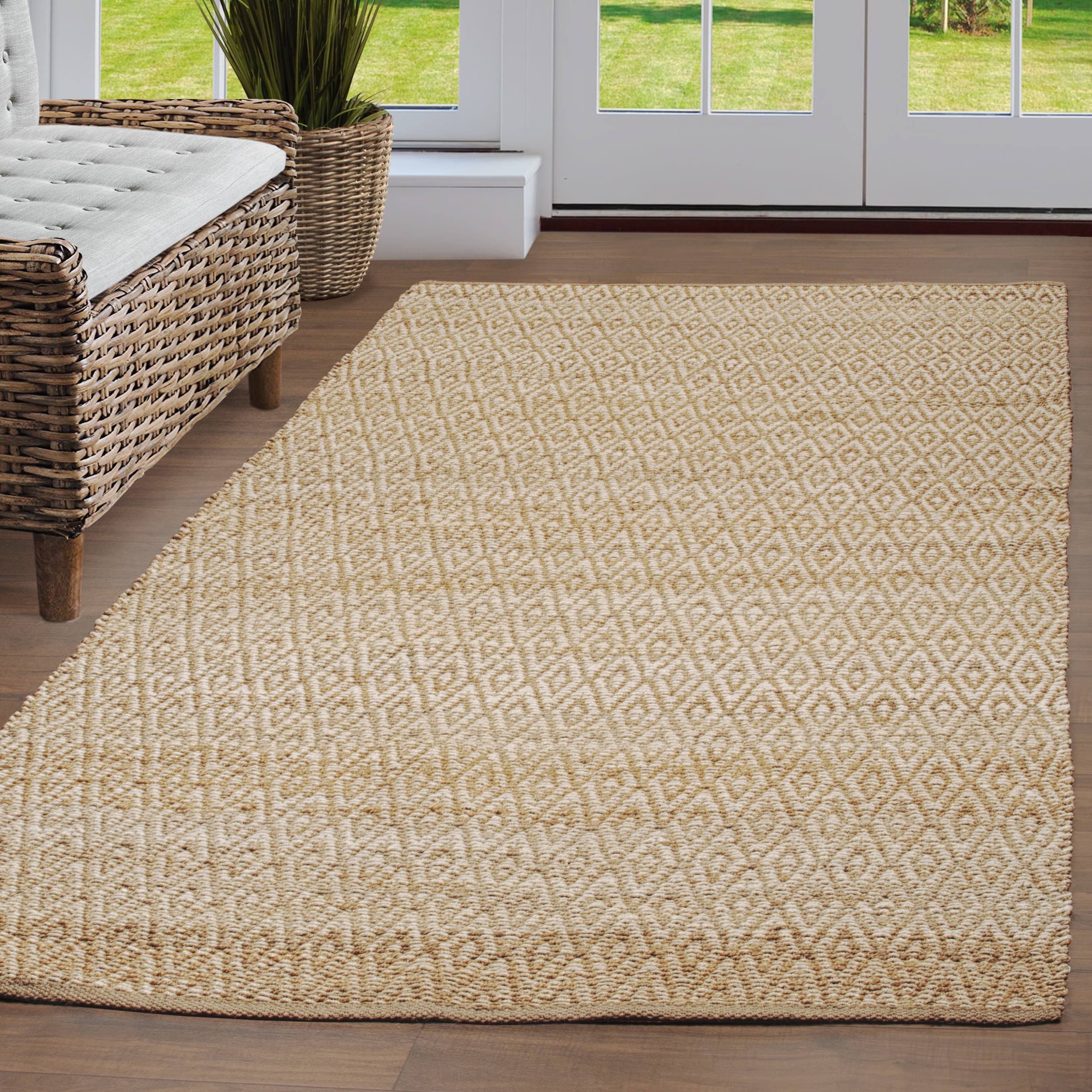 Superior Natural Diamond Collection Hand Woven Jute Rug Ivory