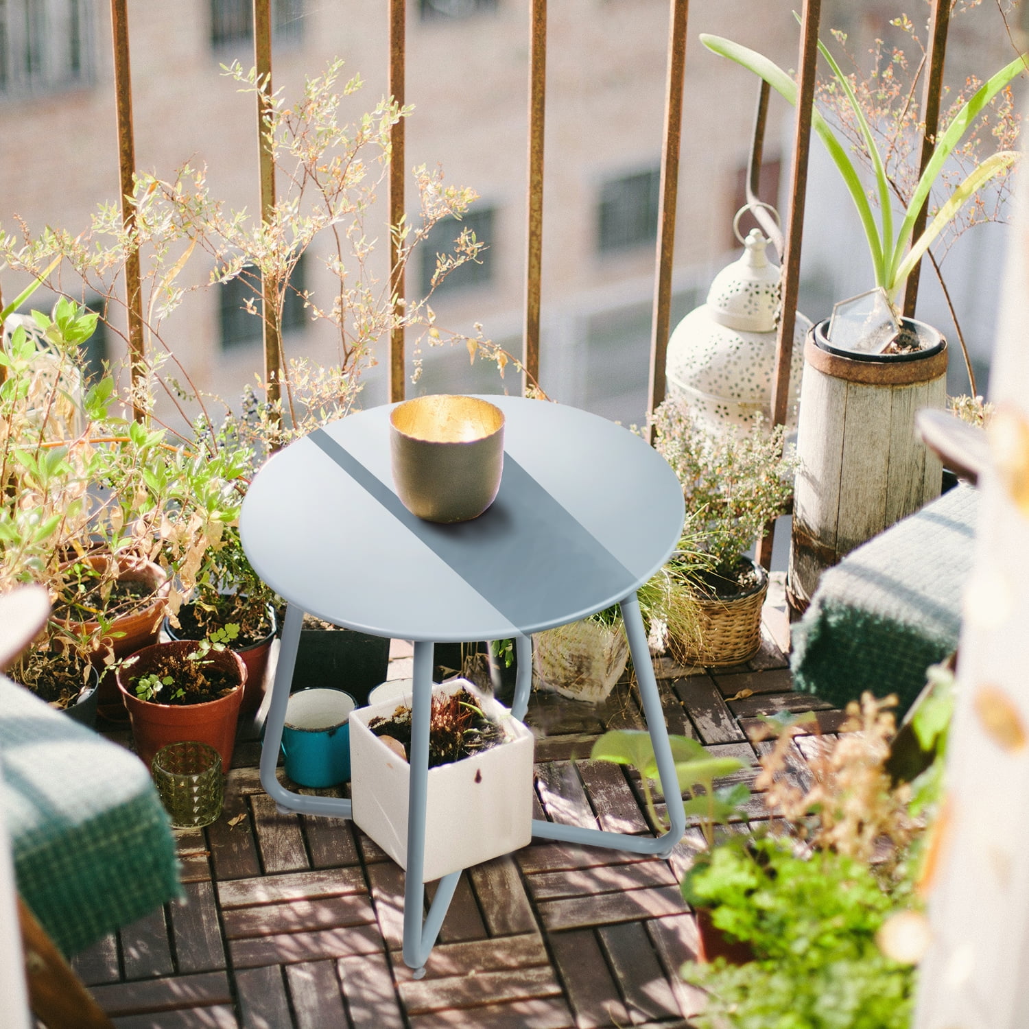 CERBIOR Metal Tray End Table, Round Accent Coffee Side Table, Anti-Rust and Waterproof Outdoor Small Side Table, Indoor Modern Sofa Side Table Bedside Table for Living Room Bedroom Balcony (Blue)
