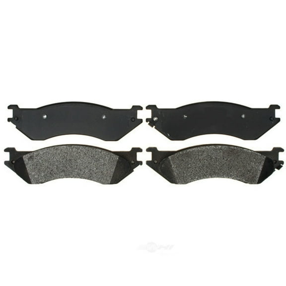Raybestos PGD702AM Professional Grade Semi-Metallic Disc Brake Pad Set