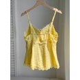 thumbnail image 2 of Blusa De Tirantes Amarillo-3 Con Encaje Floral Y Botones Frontales, 2 of 30