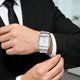 thumbnail image 1 of Reloj de cuarzo para hombre con indicador de fecha – Reloj de pulsera de acero inoxidable para negocios, resistente al agua para uso diario, reloj analógico de moda para la oficina o uso casual., 1 of 6