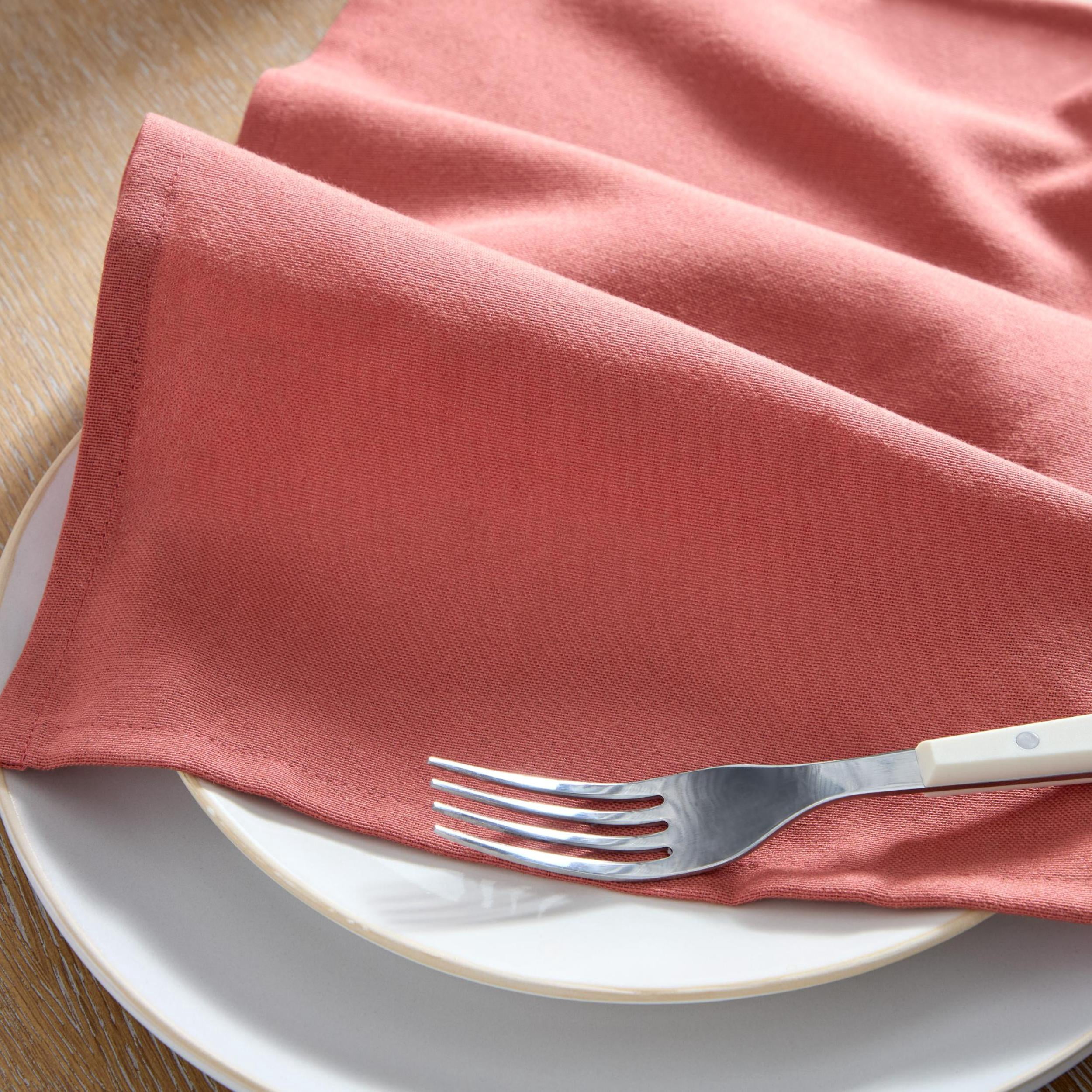 Mainstays Yale Solid Fabric Napkin Set, Brick, 18"W x 18"L, 4 Pieces