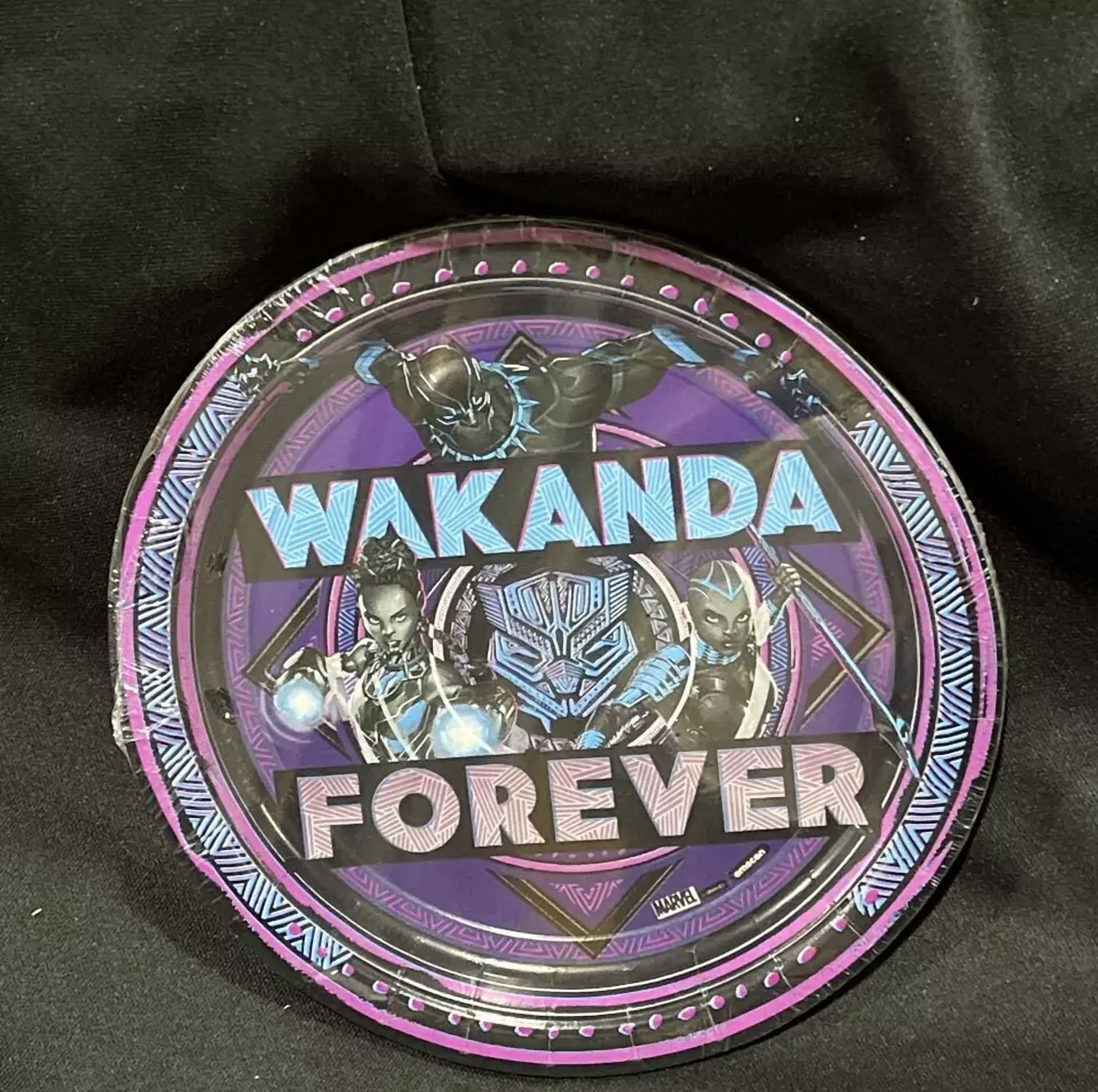 Black Panther 'Wakanda Forever' Large Paper Plates (8)~ Birthday Party Dinner
