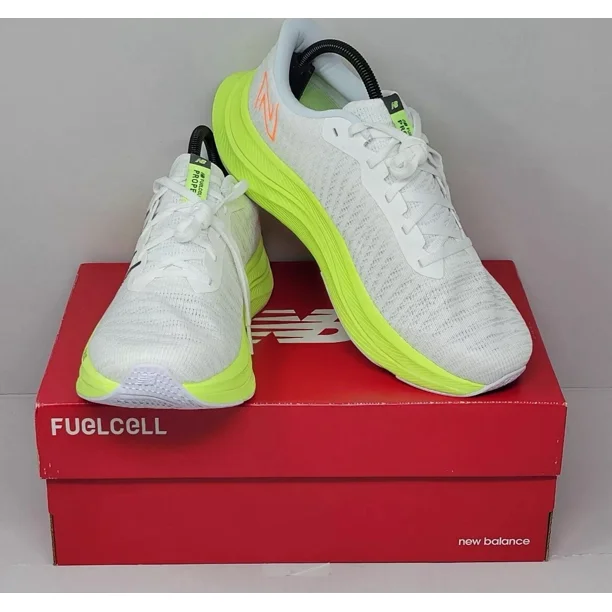New Balance Men's Size 11 2E FuelCell Propel v4 Shoes White/Green MFCPRCA4 NIB