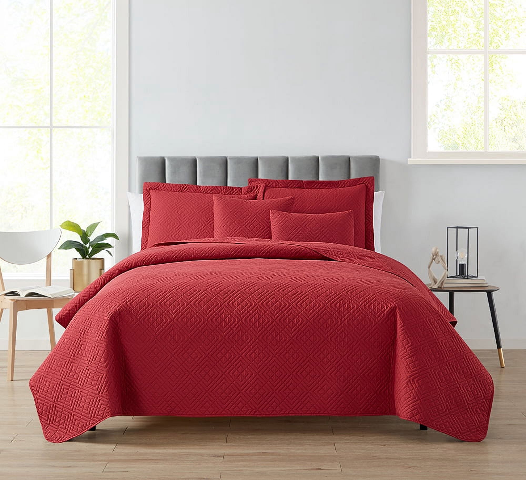 Nestl 5 Piece Quilt Set King , Soft Microfiber Lightweight Bedspread Coverlet, Modern Style Diamond Weave Bed Cover, Burgundy Red