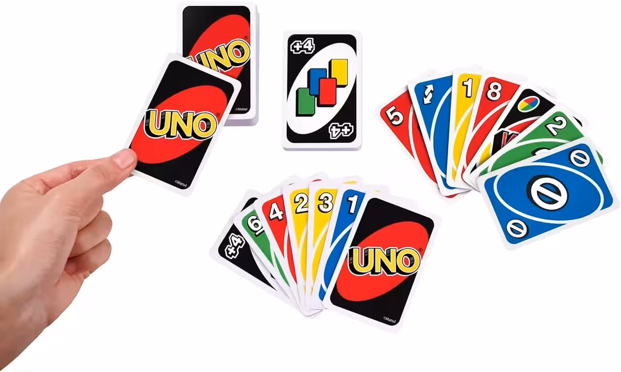 thumbnail image 5 of UNO Original - Juego de Cartas Familiar - Clásico - Baraja Multicolor de 112 Cartas - De 2 a 10 Jugadores - para Niños y Adultos, 5 of 6