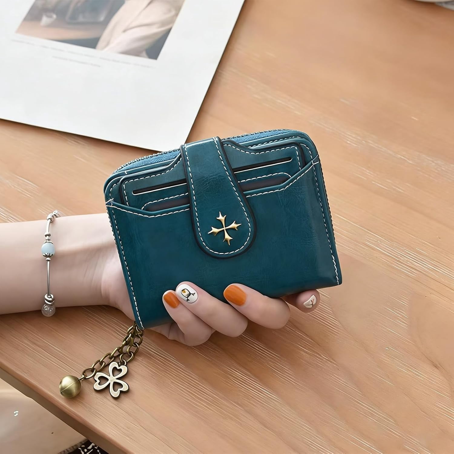 Mini Leather Cash Wallets with Zipper, Small Wallet for Women, Anti Theft Purse for Coins and Cards, Compact and Portable (Pink)