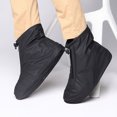 thumbnail image 2 of Cubierta impermeable para botas de lluvia para niños oso de fresa antideslizante XXL, 2 of 3