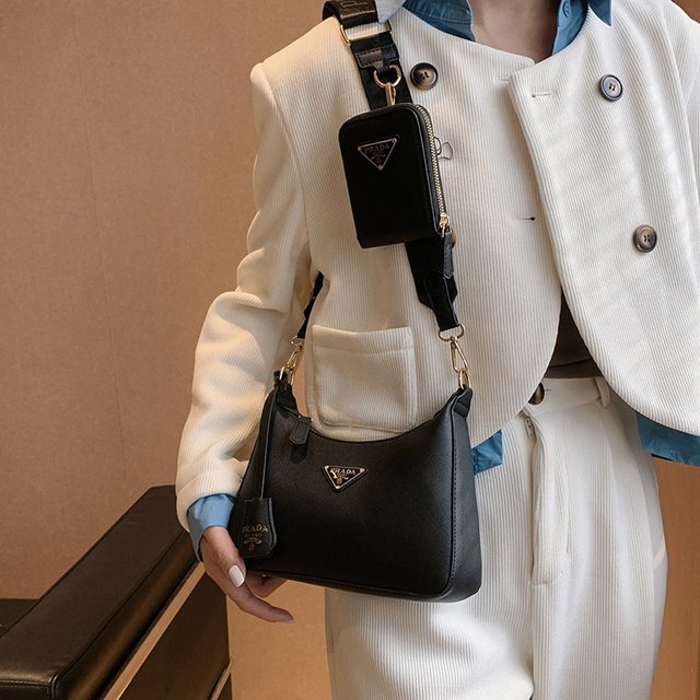 PRADA 2023 Bolso De Hombro Multifuncional De Moda Estilo Axilas Italia Diseño Popular