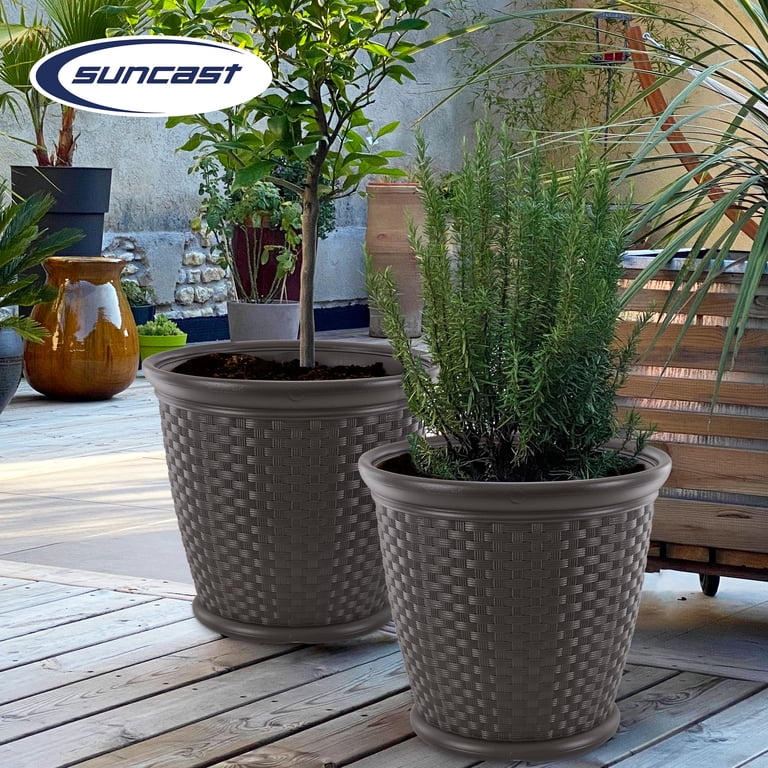 Suncast Sonora 22 Inch Resin Wicker Outdoor Large Porch Flower