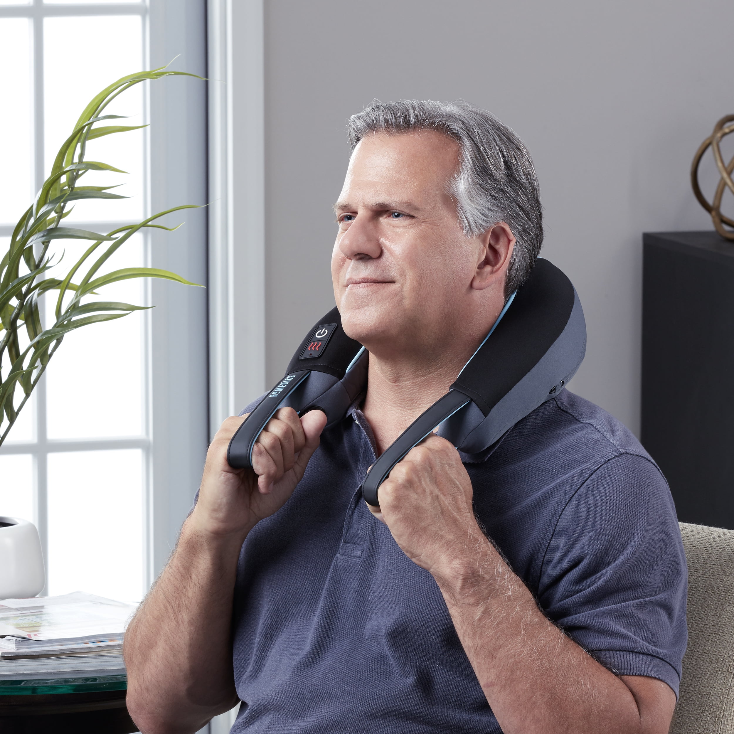 NEW HOMEDICS VIBRATING NECK MASSAGER SOOTHING WITH HEAT