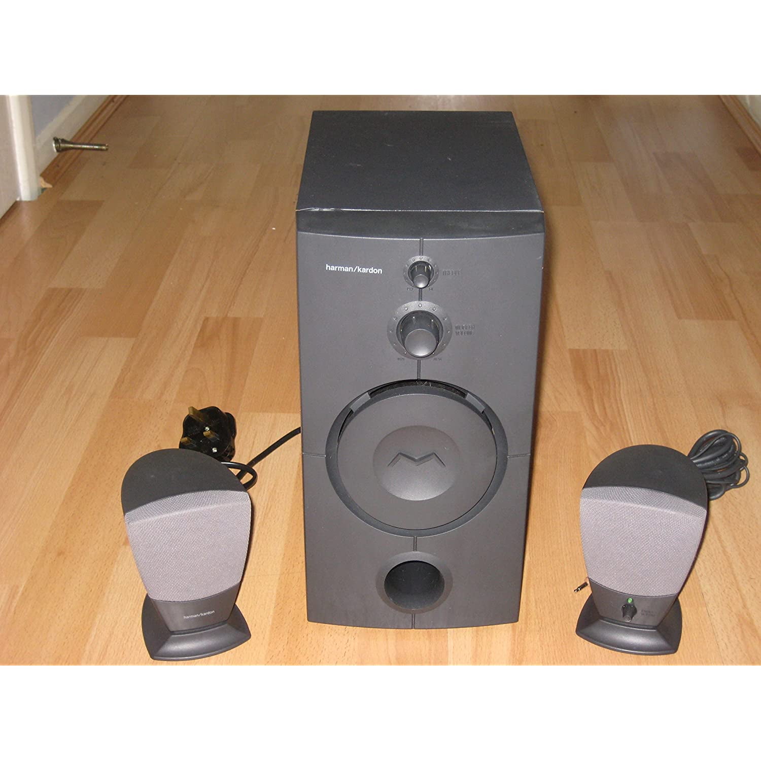 hk395 speakers