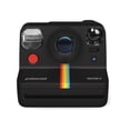 thumbnail image 1 of Polaroid Now+ 2&ordf; generaci&oacute;n de pel&iacute;cula instant&aacute;nea Tipo I, con conexi&oacute;n Bluetooth, c&aacute;mara controlada, Color Negro (9076), 1 of 11