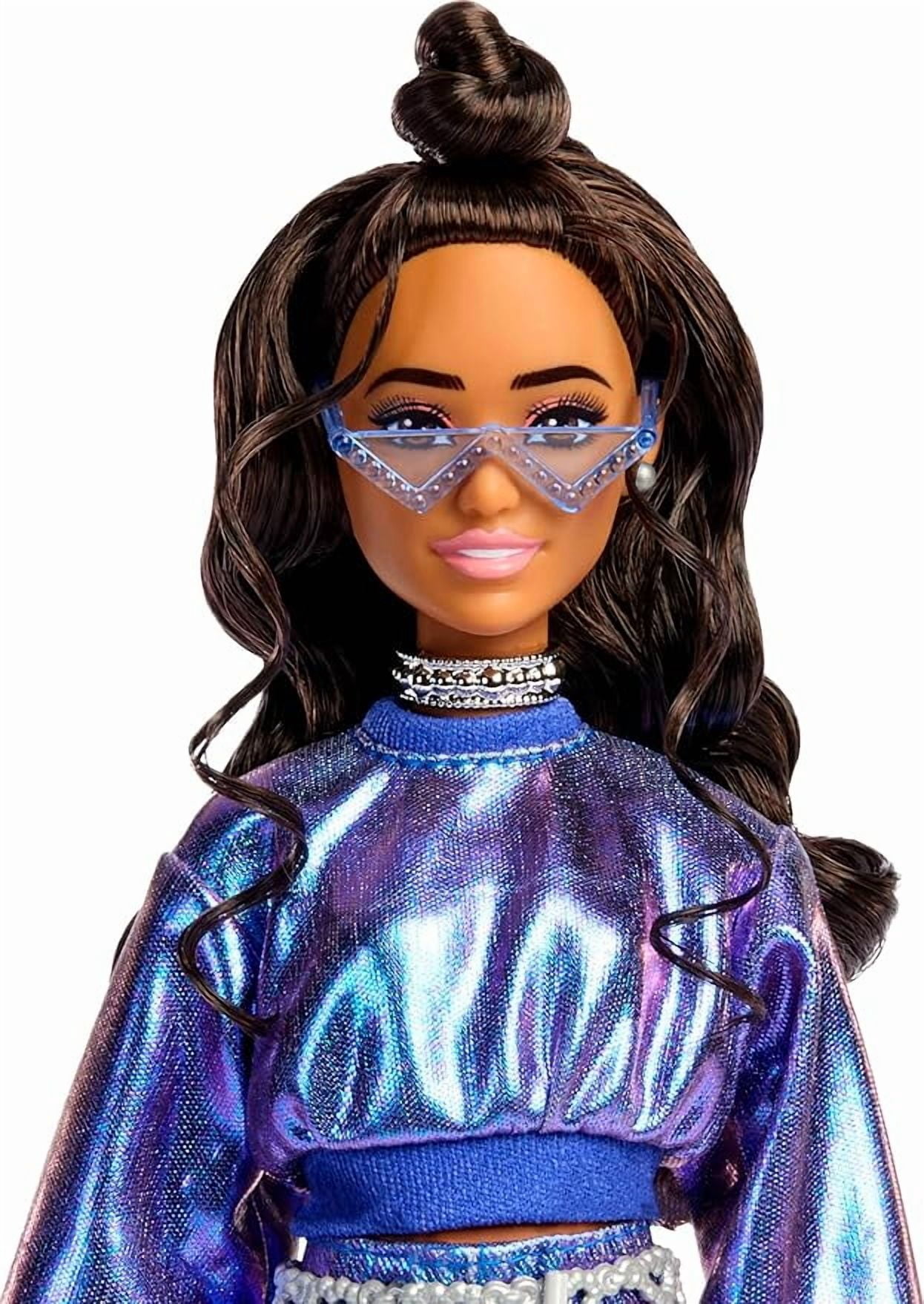 Barbie Deluxe Style Fashion Doll #7 in Metallic Blue Top and Skirt Toy New w Box